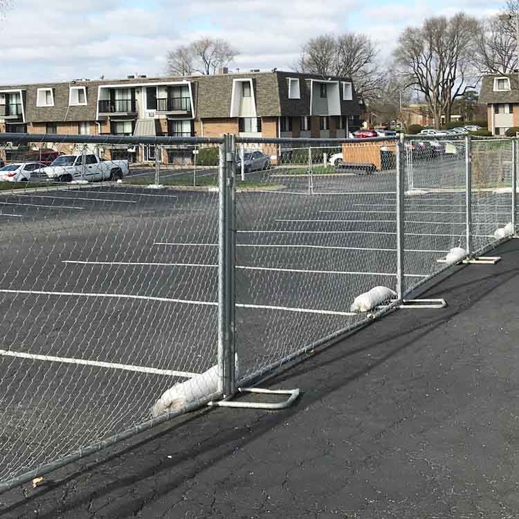 Canada temp fence (10).jpg